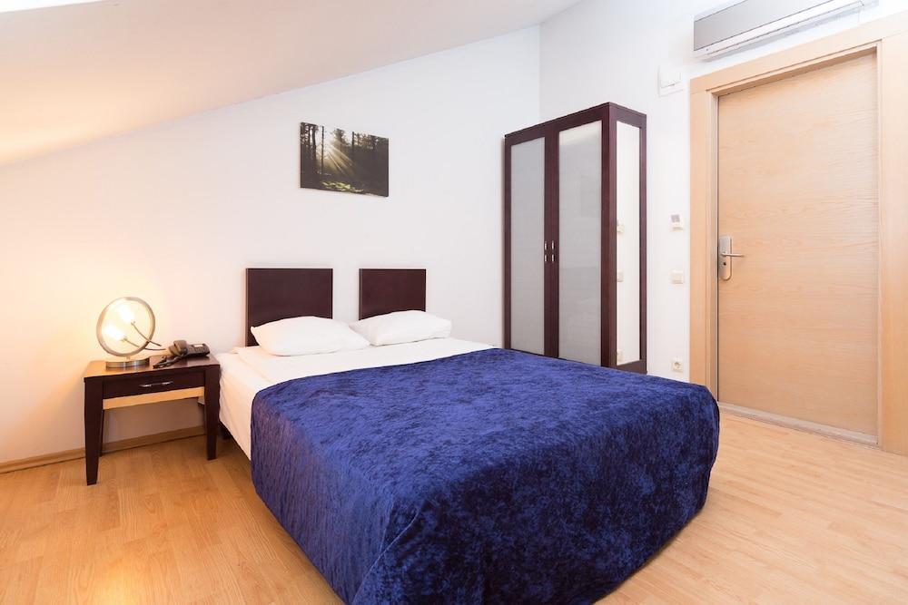 Rija Riga City Hotel Luaran gambar